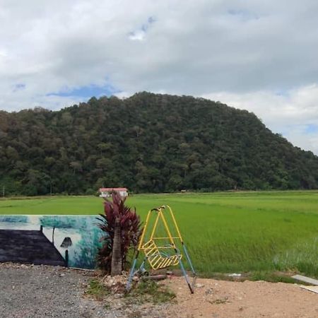 Inapan Desa Bukit Papan Apartment กัวลาเปอร์ลิส ภายนอก รูปภาพ